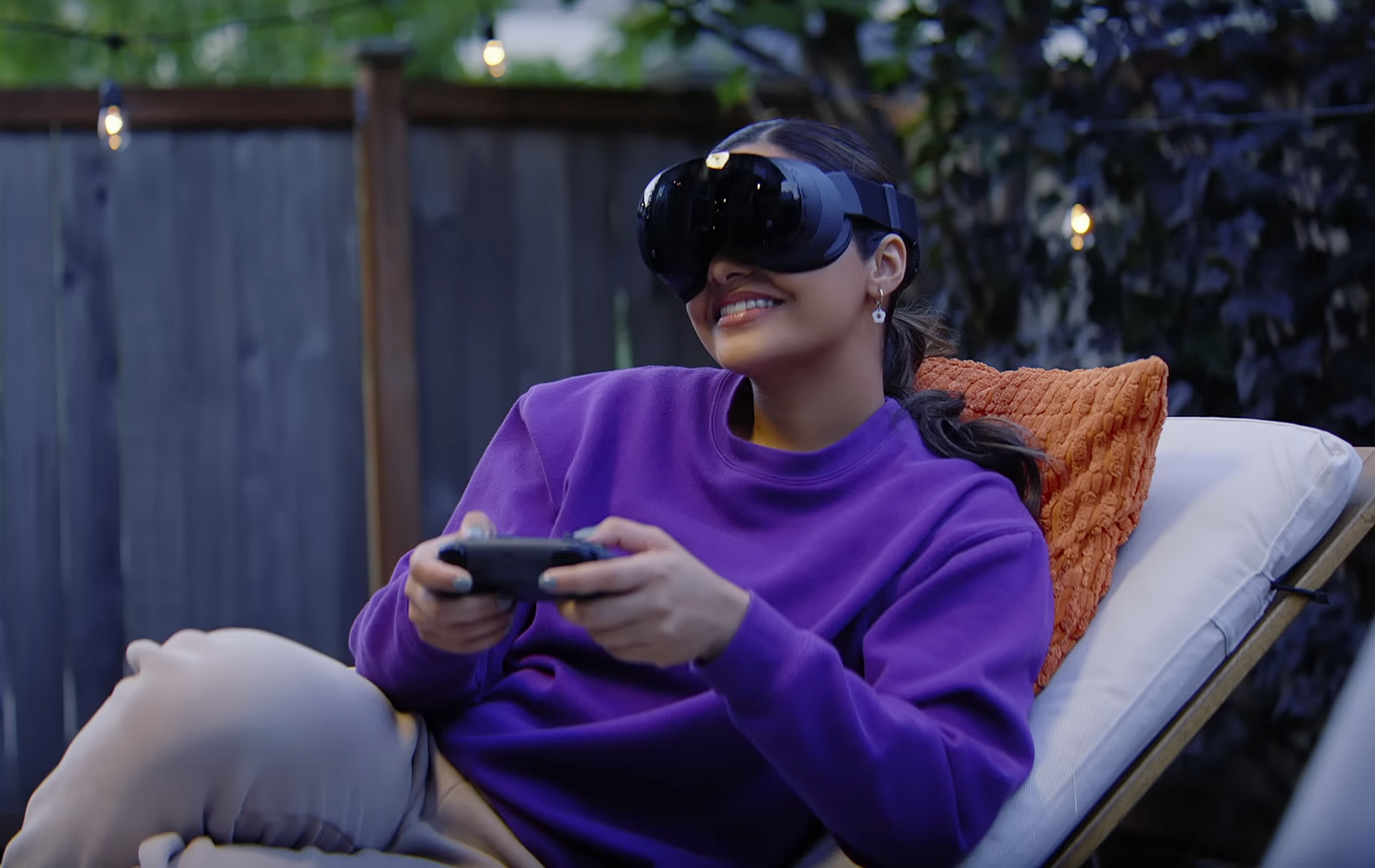 Steam Frame headset
